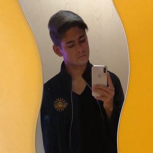 Meet your Posher, Evan